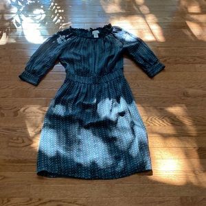 Beautiful dress, size 4, worn once